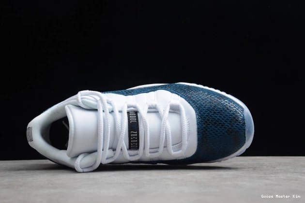 Snakeskin Navy Blue 11 Air Low Jordan CD6846-102 0728